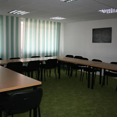Hostel Sd Jedlikova 9 *