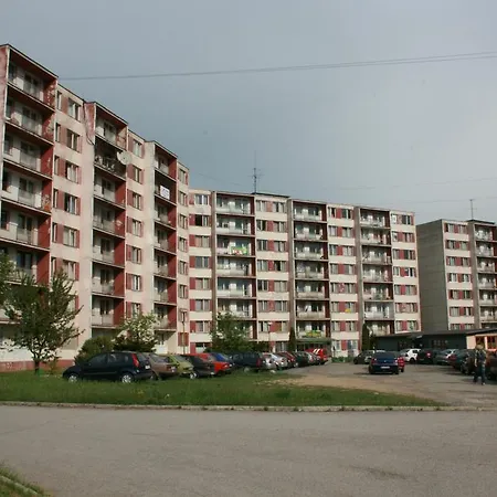 Sd Jedlikova 9 旅馆 *