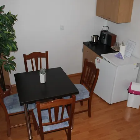 Sd Jedlikova 9 Hostel Košice